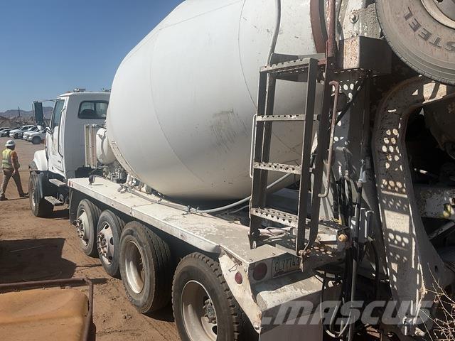 Sterling L9500 Andere Fahrzeuge