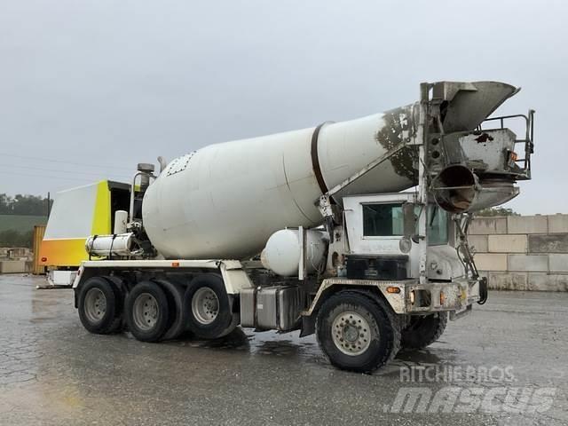 Terex Advance Andere Fahrzeuge