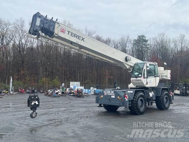 Terex RT230-2 Ruwterrein kranen