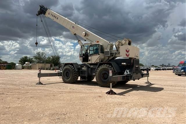 Terex RT555-2 Ruwterrein kranen