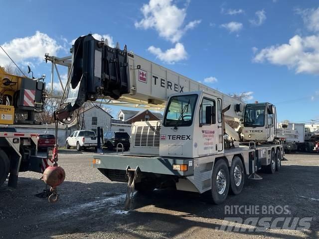 Terex T560-1 Raupenkrane