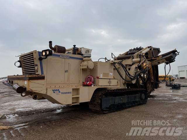 Tesmec TRS1175 Schaufeln
