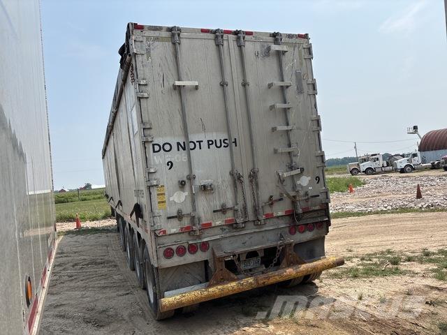 Titan  Schubbodenauflieger