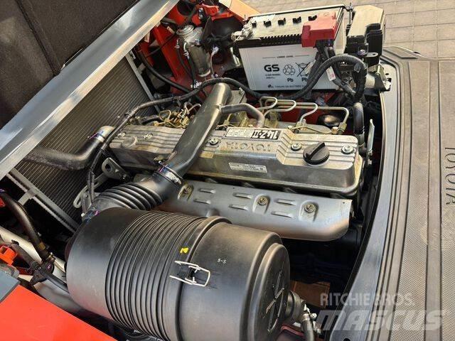 Toyota 8FD70N Sonstige Baumaschinen