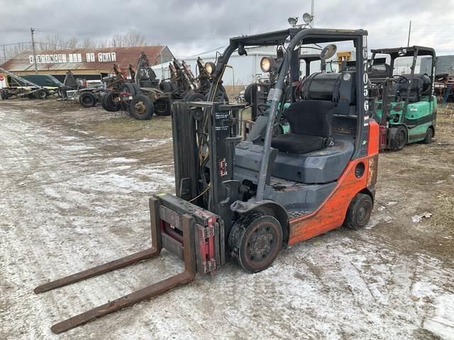 Toyota 8FGCU25 Sonstige Baumaschinen
