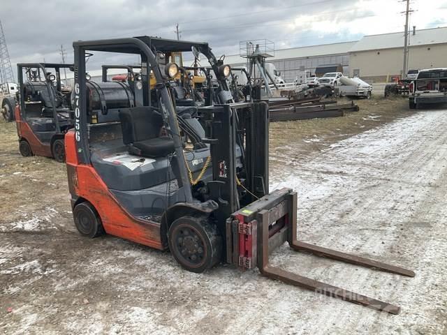 Toyota 8FGCU25 Sonstige Baumaschinen