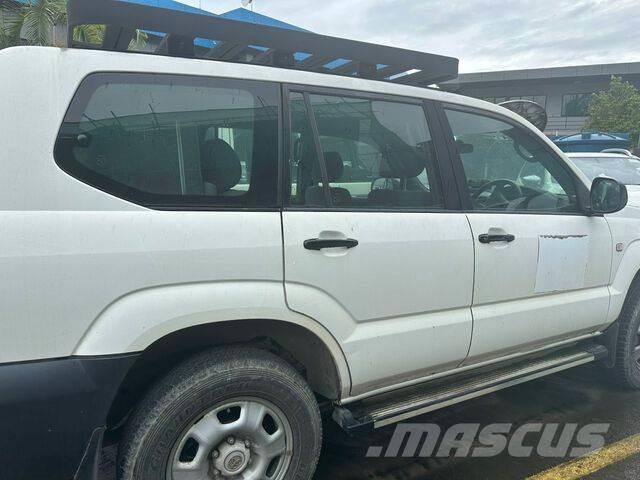 Toyota Prado PKWs