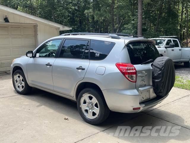 Toyota RAV4 PKWs