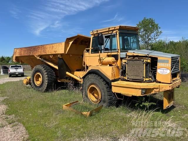 Volvo A25C 6x6 Dumper - Knickgelenk