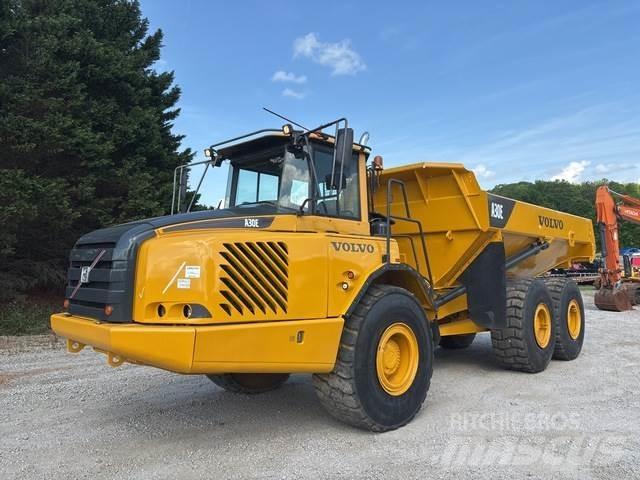 Volvo A30E Dumper - Knickgelenk