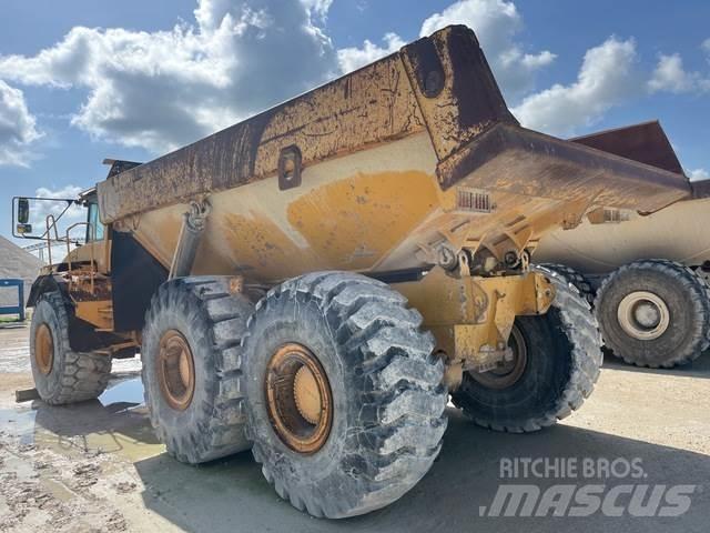 Volvo A40D Dumper - Knickgelenk