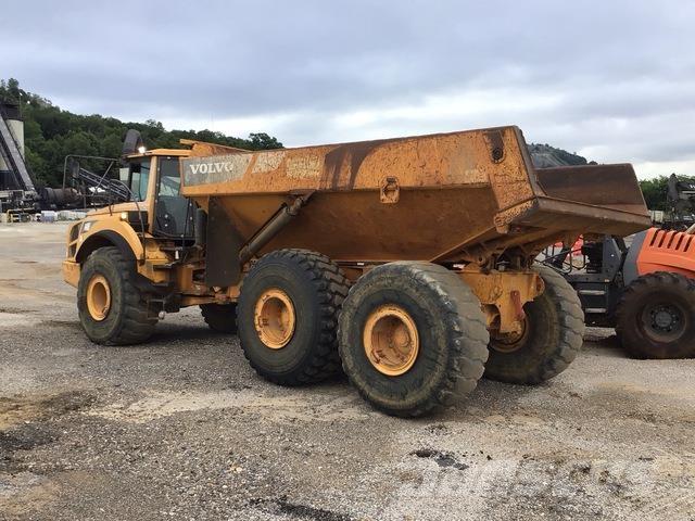 Volvo A40F Dumper - Knickgelenk