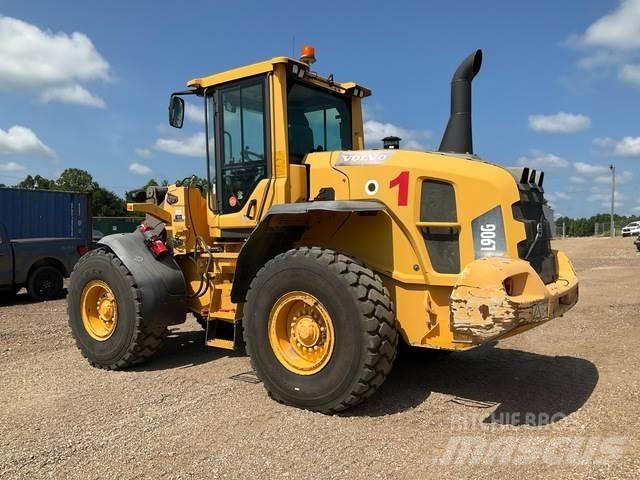Volvo L90G Radlader