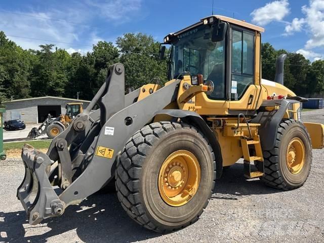 Volvo L90G Radlader