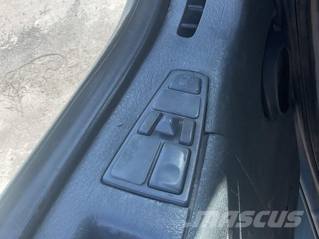Volvo VHD104F Andere Fahrzeuge