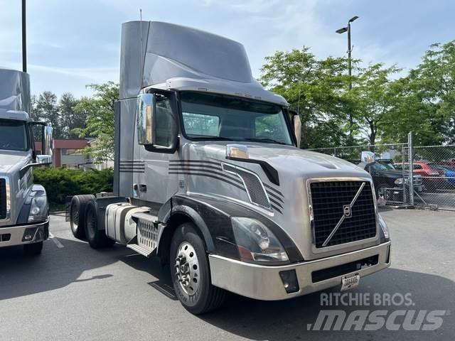 Volvo VNL Sattelzugmaschinen
