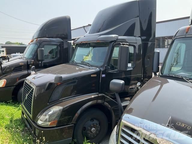 Volvo VNL Sattelzugmaschinen