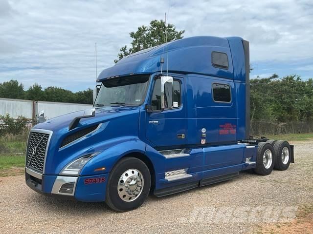 Volvo VNL Sattelzugmaschinen
