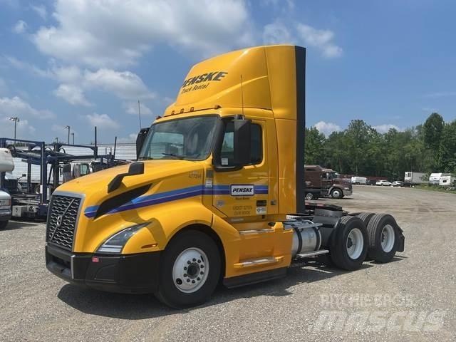 Volvo VNL Sattelzugmaschinen