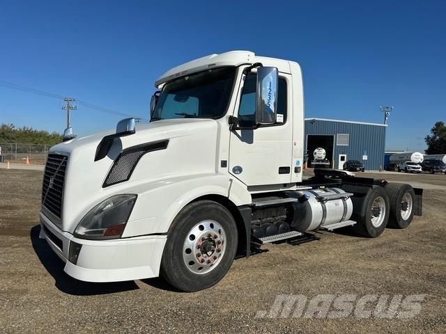 Volvo VNL Sattelzugmaschinen