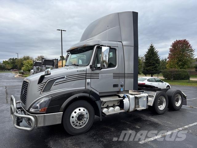 Volvo VNL Sattelzugmaschinen