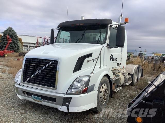 Volvo VNL Sattelzugmaschinen