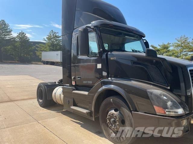 Volvo VNL Sattelzugmaschinen