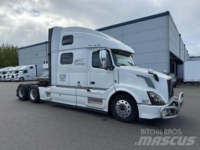 Volvo VNL 780 Sattelzugmaschinen