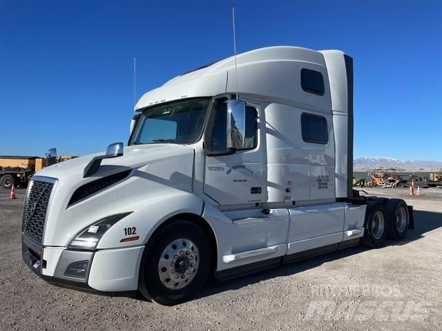 Volvo VNL860 Sattelzugmaschinen