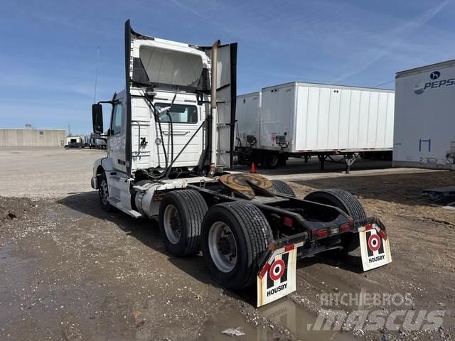 Volvo VNM Sattelzugmaschinen