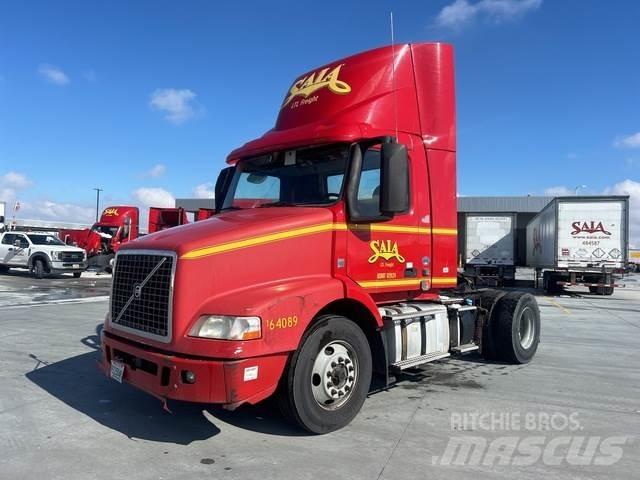 Volvo VNM Sattelzugmaschinen