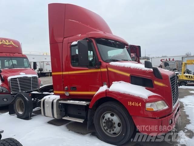Volvo VNM Sattelzugmaschinen