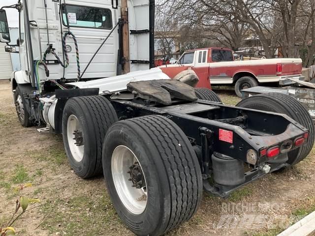 Volvo VNM Sattelzugmaschinen