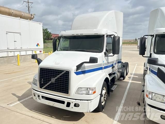Volvo VNM Sattelzugmaschinen