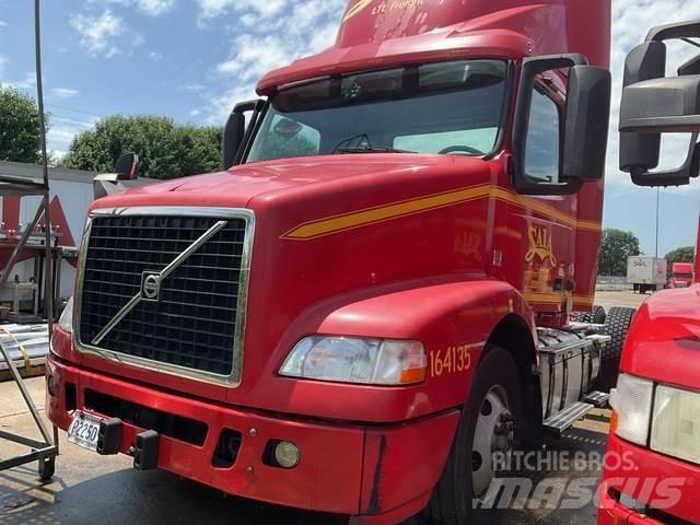 Volvo VNM Sattelzugmaschinen