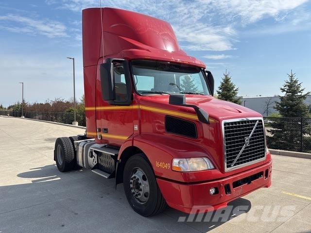 Volvo VNM Sattelzugmaschinen