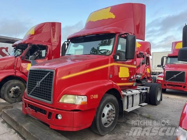Volvo VNM Sattelzugmaschinen