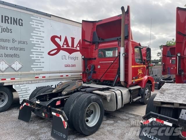 Volvo VNM Sattelzugmaschinen
