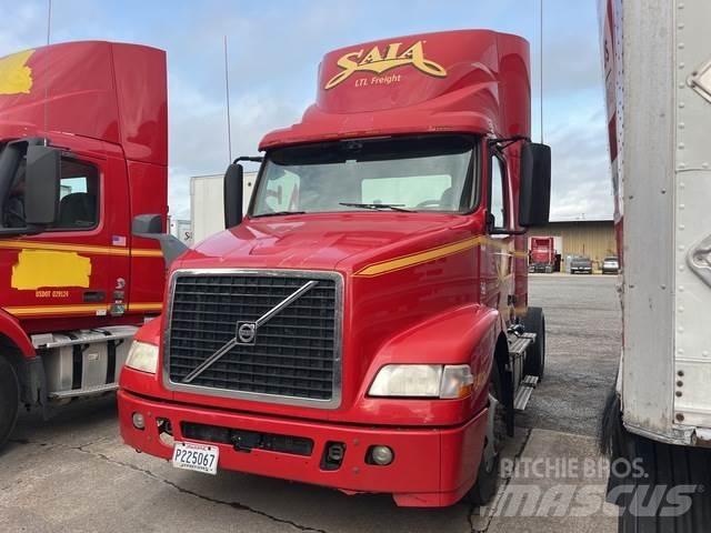Volvo VNM Sattelzugmaschinen