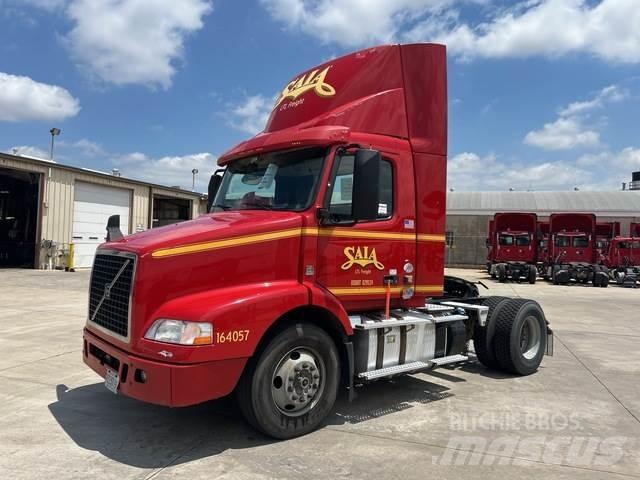 Volvo VNM Sattelzugmaschinen