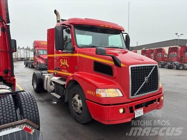 Volvo VNM Sattelzugmaschinen