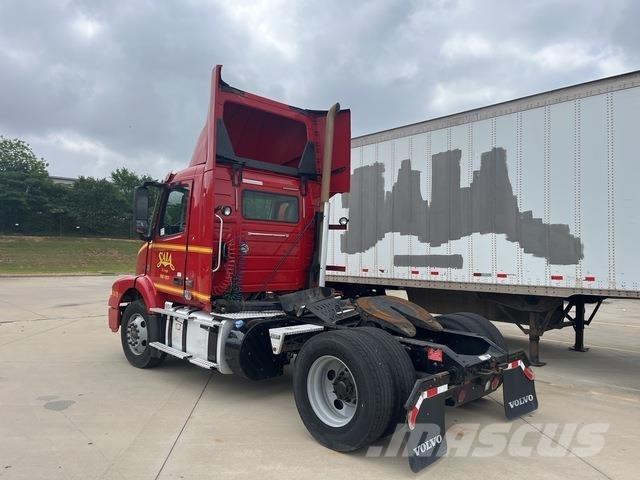 Volvo VNM Sattelzugmaschinen