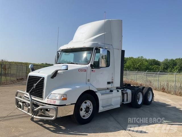 Volvo VNM Sattelzugmaschinen
