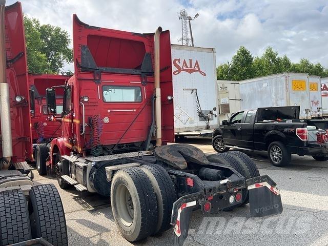 Volvo VNM Sattelzugmaschinen