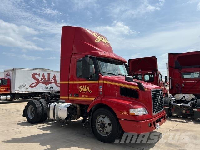 Volvo VNM Sattelzugmaschinen