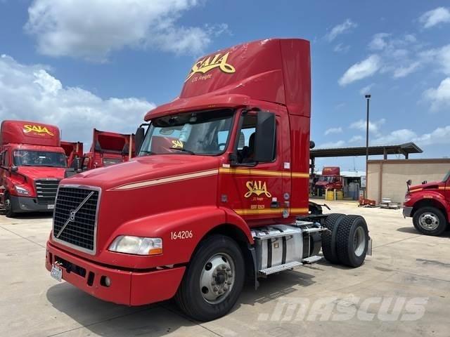 Volvo VNM Sattelzugmaschinen