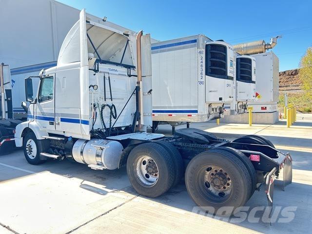 Volvo VNM Sattelzugmaschinen