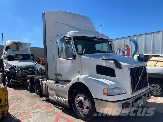 Volvo VNM Sattelzugmaschinen