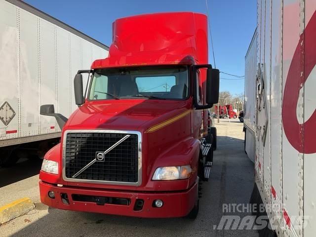 Volvo VNM42T Sattelzugmaschinen