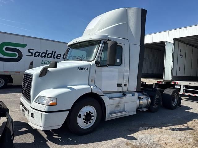 Volvo VNM64T Sattelzugmaschinen